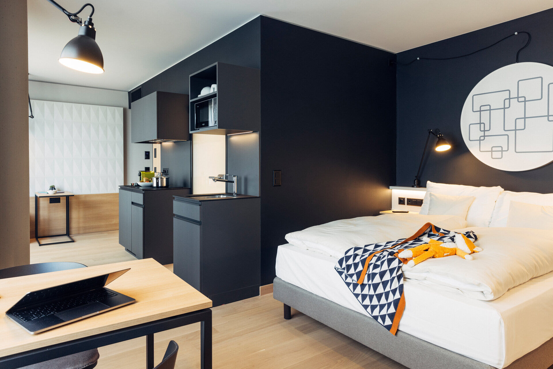 harrys_home_bern_2022_danielzangerl-_167